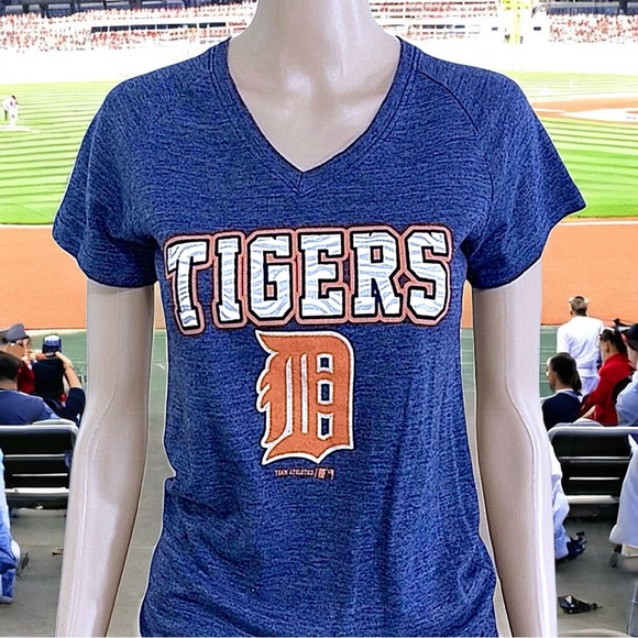 Team Athletics Detroit Tigers Heathered Navy V-Neck Tee - Picture 9 of 13